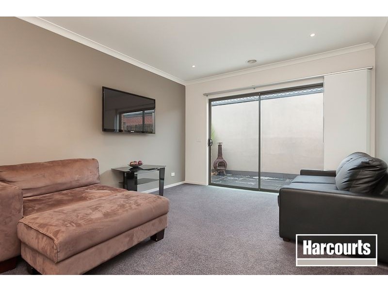 42 Island Circuit, Lyndhurst VIC 3975