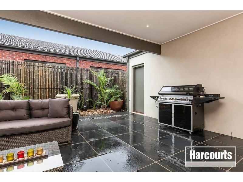 42 Island Circuit, Lyndhurst VIC 3975