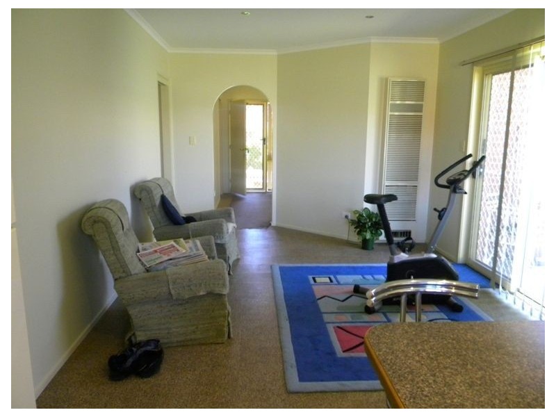 16 Forsyth Court, Cranbourne North VIC 3977