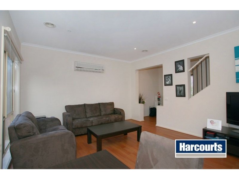 34 Kirren Close, Cranbourne VIC 3977