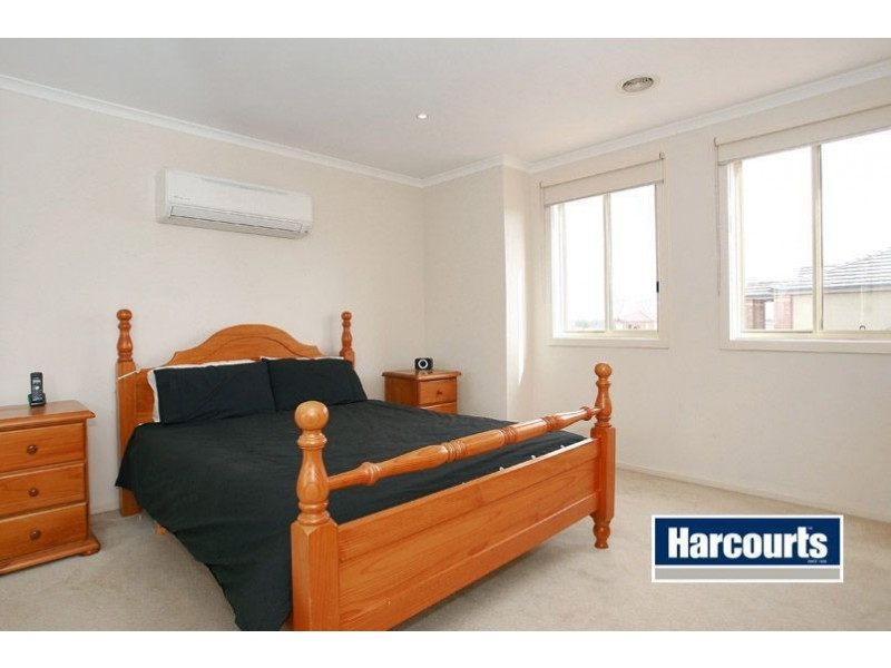 34 Kirren Close, Cranbourne VIC 3977