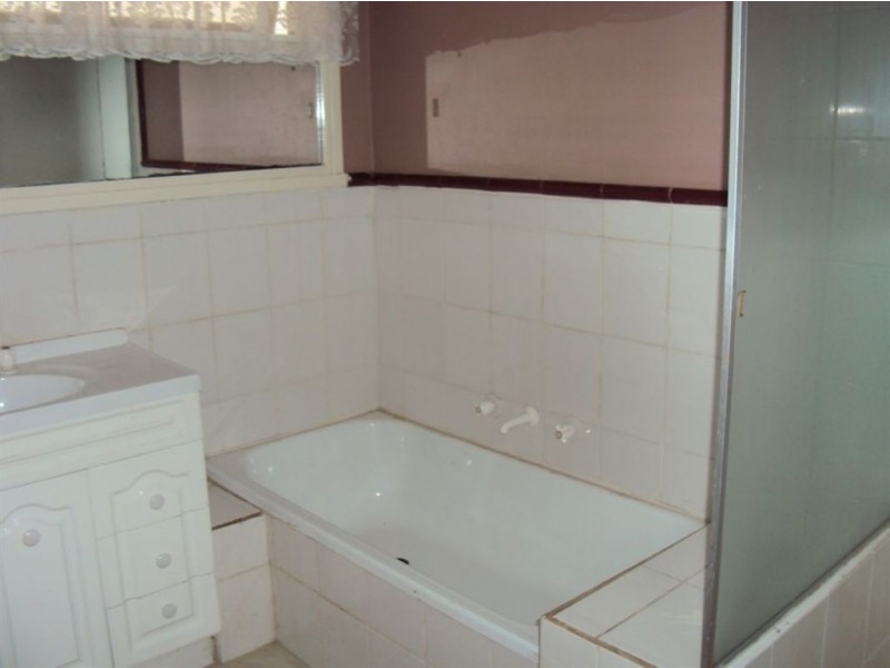 45 Lurline Street, Cranbourne VIC 3977