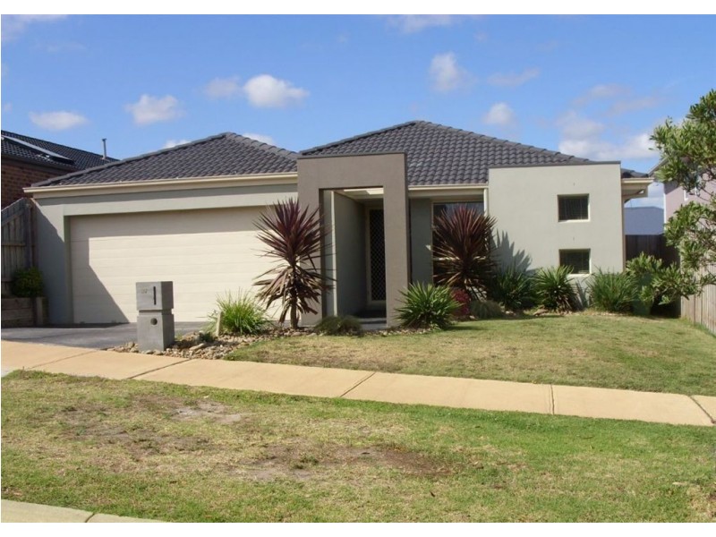 37 Marthas Ridge Drive, Mount Martha VIC 3934