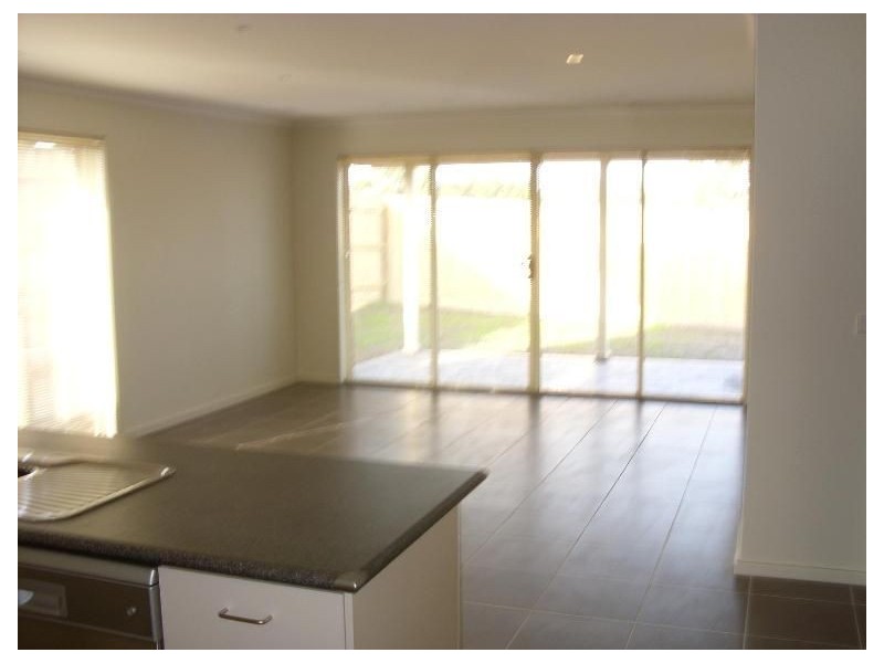 37 Marthas Ridge Drive, Mount Martha VIC 3934