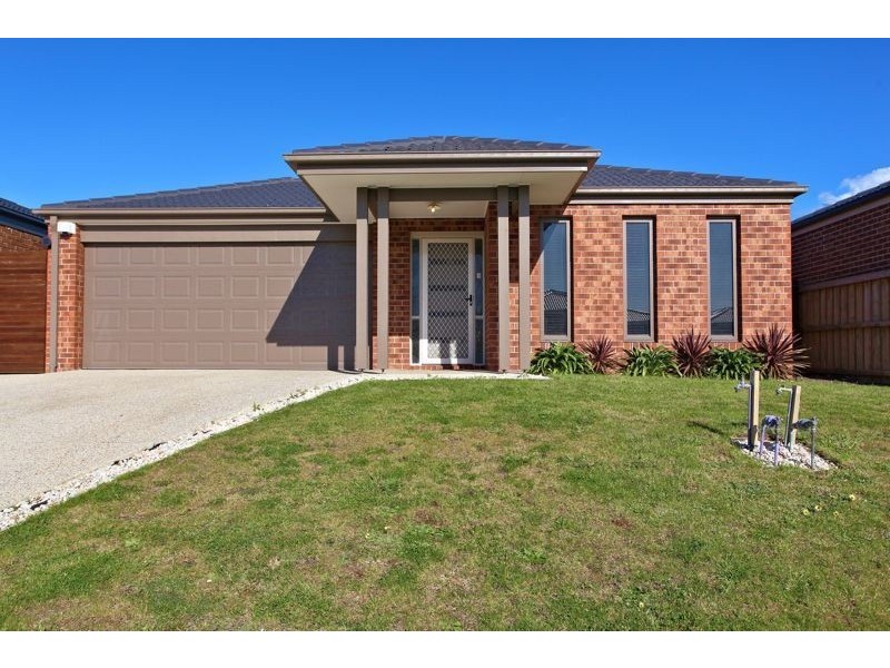 97 Brookwater Parade, Lyndhurst VIC 3975