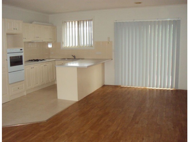 5/27-29 Bakewell Street, Cranbourne VIC 3977