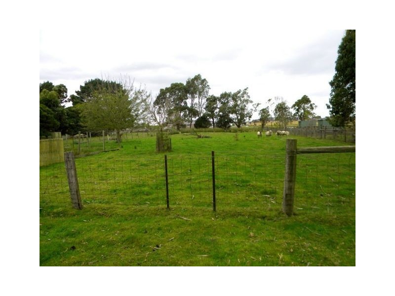 44 Collison Road, Cranbourne East VIC 3977