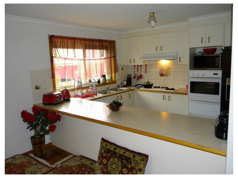 13 Eastbury Court, Narre Warren South VIC 3805