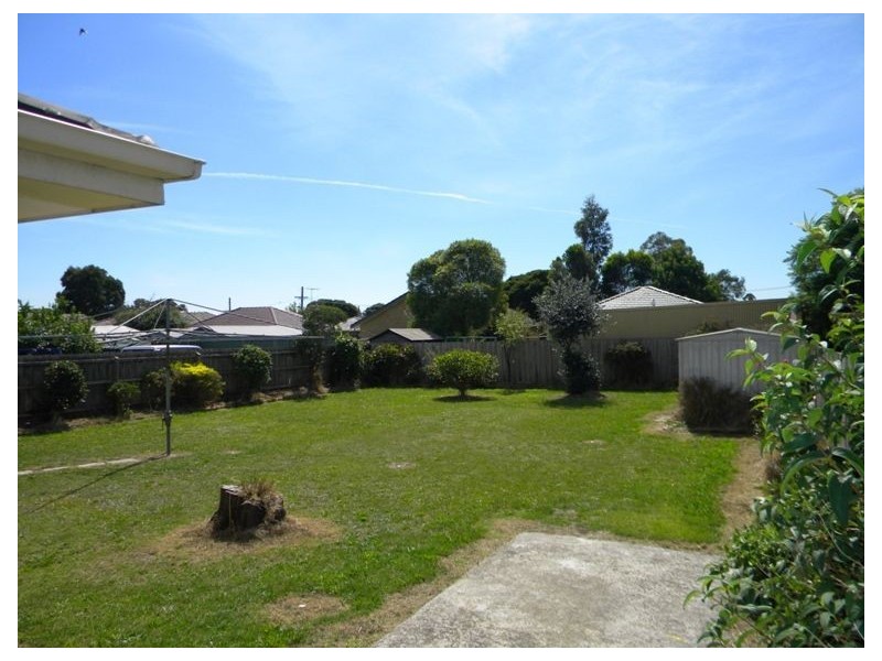 29 Bruce Street, Cranbourne VIC 3977