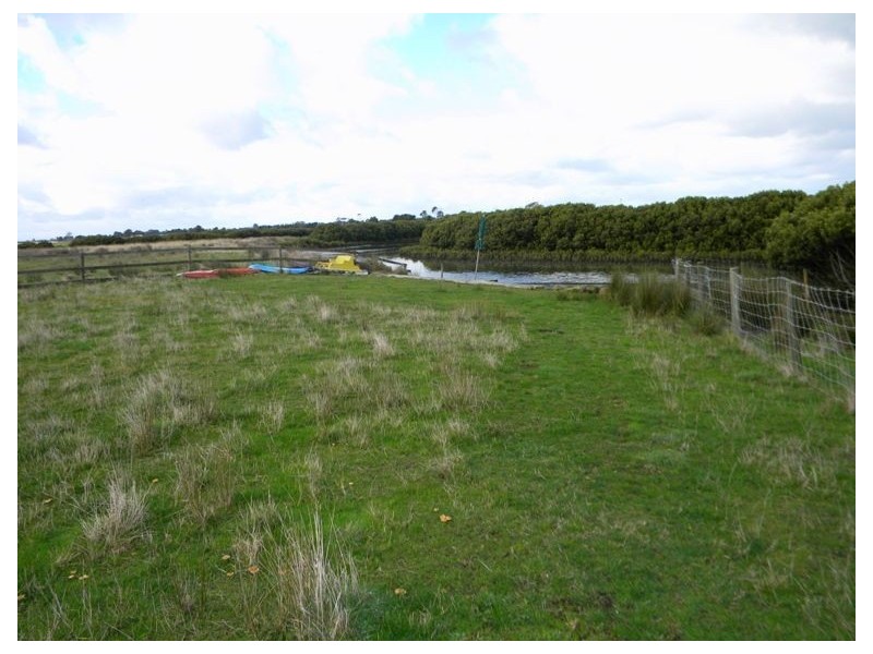 5 Tooradin Esplanade, Tooradin VIC 3980