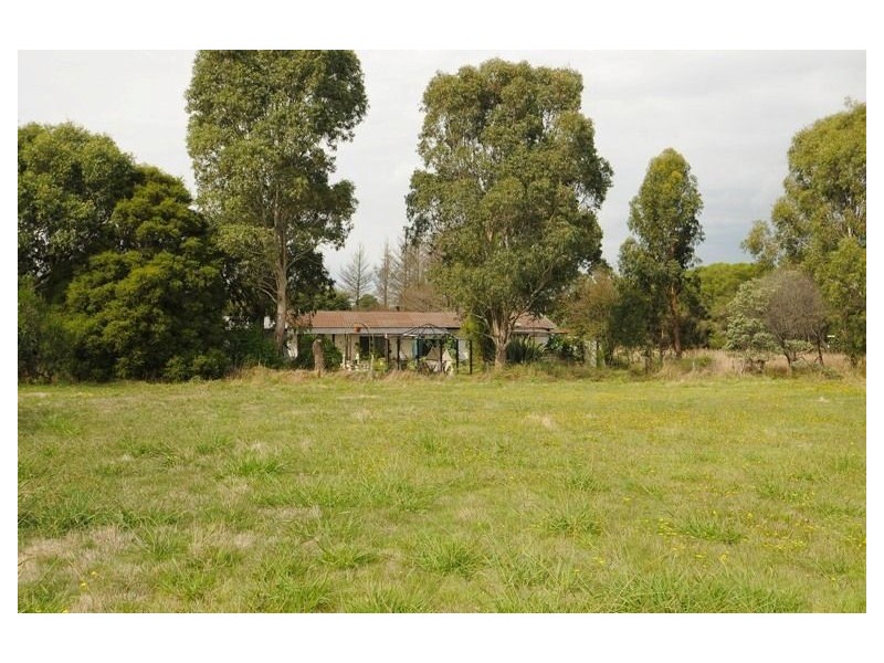 191 Pearcedale Road, Cranbourne South VIC 3977