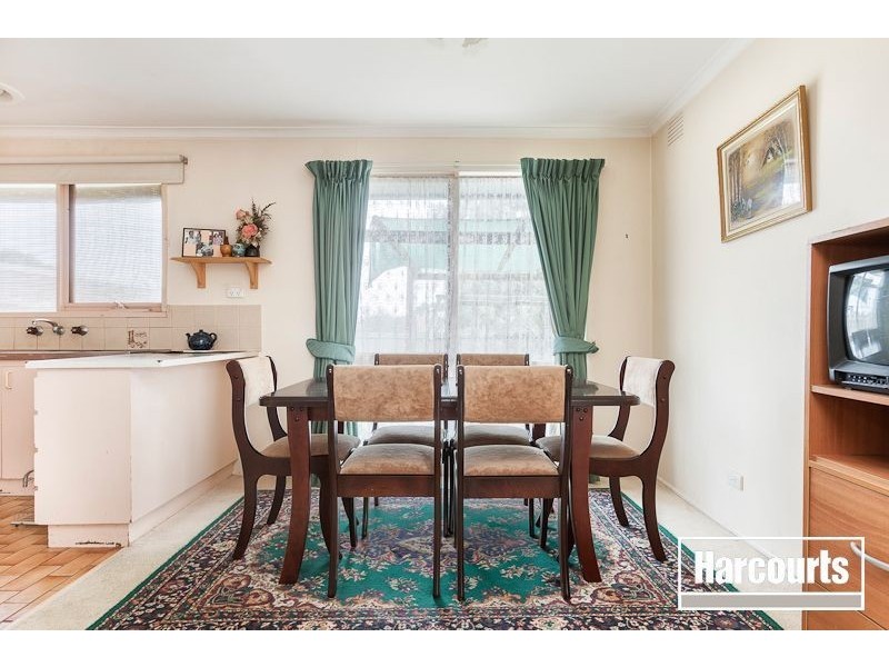 31 Bourke Rd, Cranbourne VIC 3977
