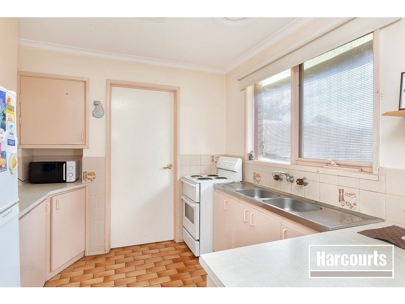 31 Bourke Rd, Cranbourne VIC 3977