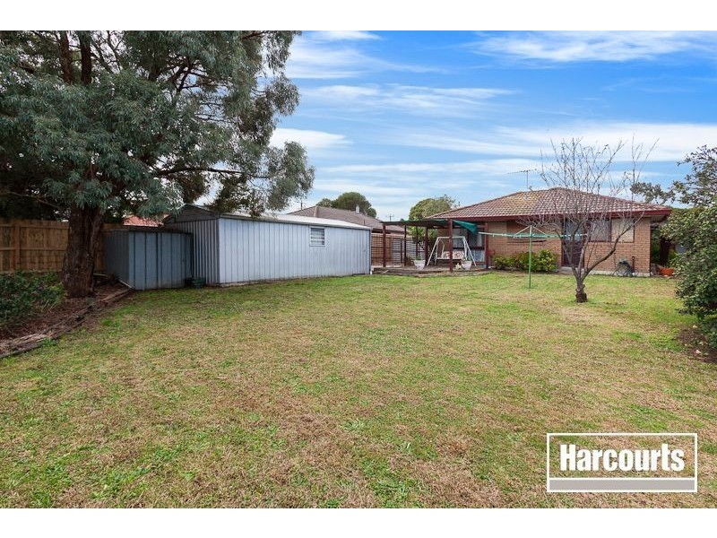 31 Bourke Rd, Cranbourne VIC 3977