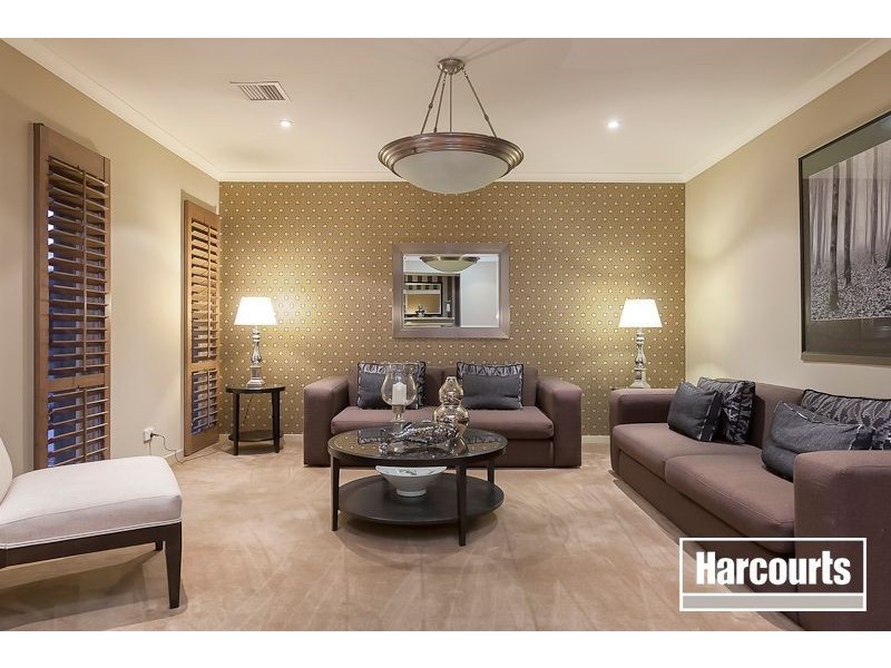 14 Biscay Grove, Lyndhurst VIC 3975