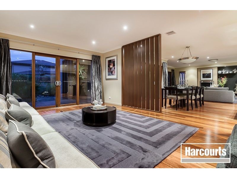 14 Biscay Grove, Lyndhurst VIC 3975