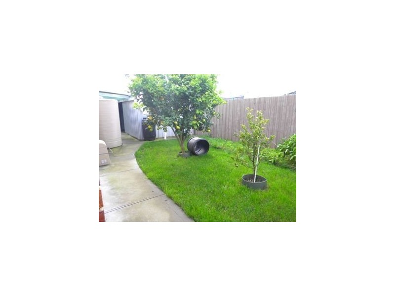 10 Vega Tce, Cranbourne VIC 3977