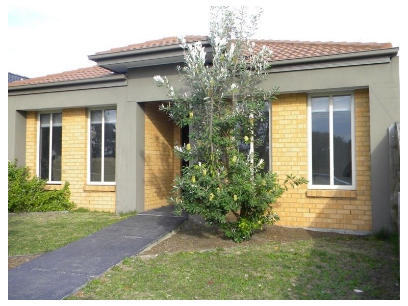 24 Waterbury Street, Cranbourne VIC 3977