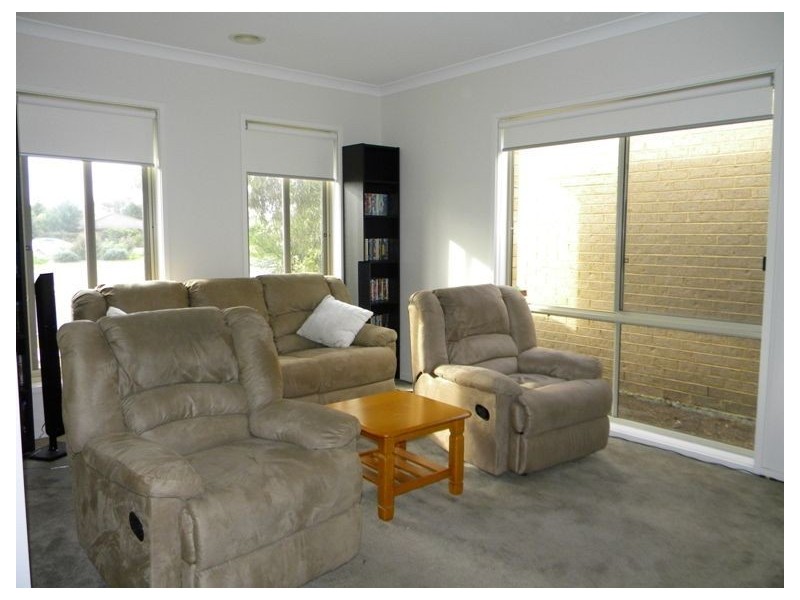 24 Waterbury Street, Cranbourne VIC 3977