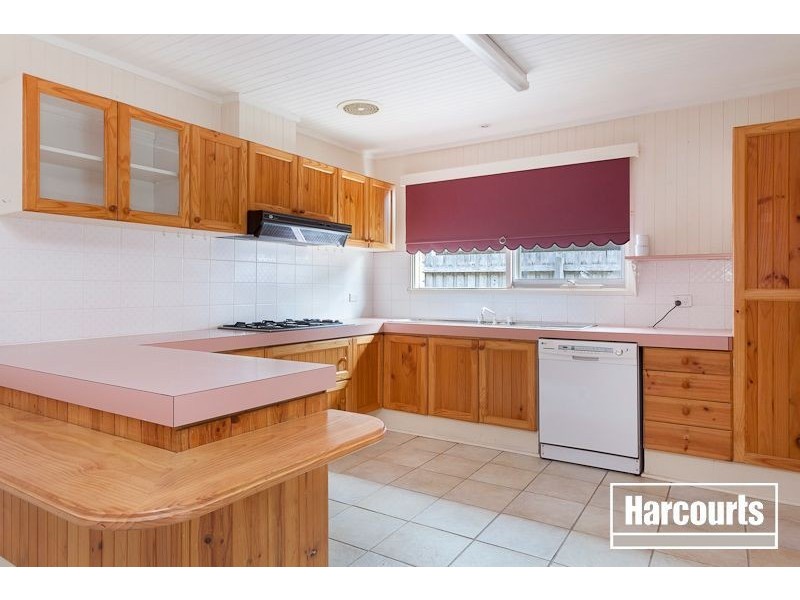 31 Fenfield Street, Cranbourne VIC 3977