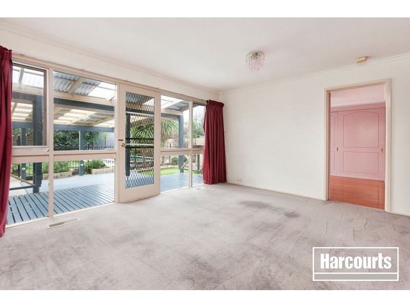 31 Fenfield Street, Cranbourne VIC 3977