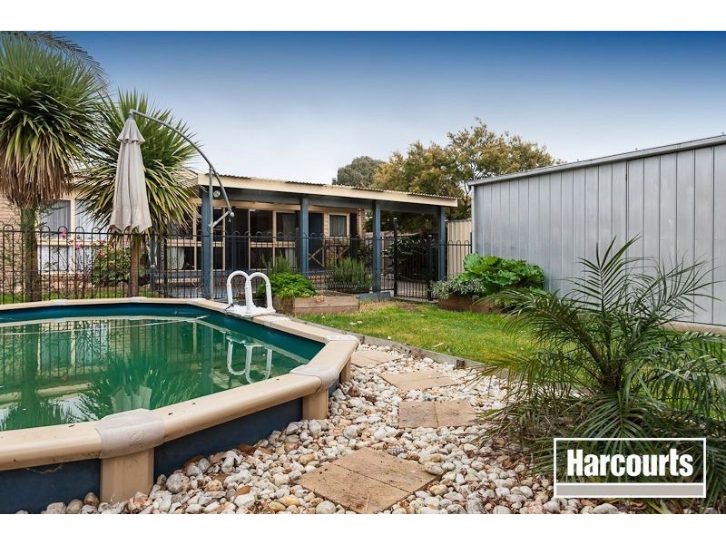 31 Fenfield Street, Cranbourne VIC 3977