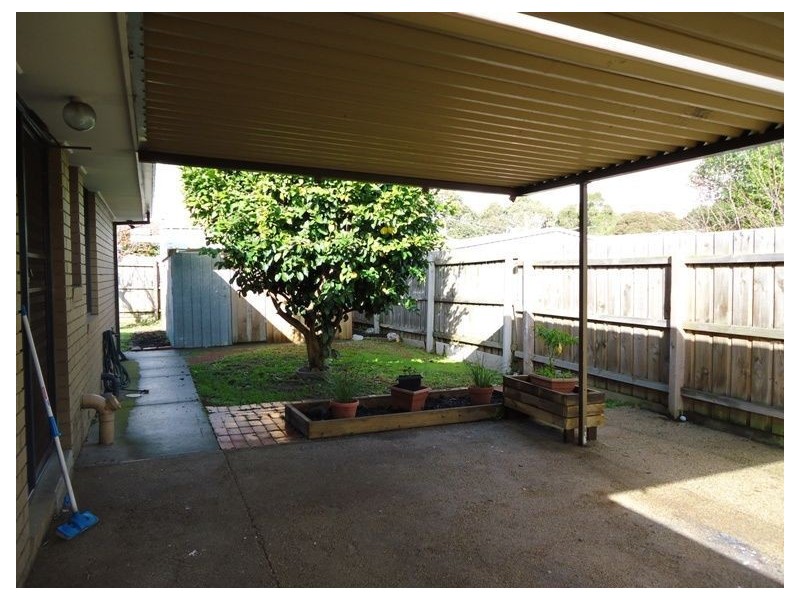 9 Miles, Cranbourne VIC 3977