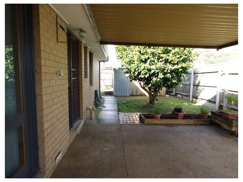 9 Miles, Cranbourne VIC 3977