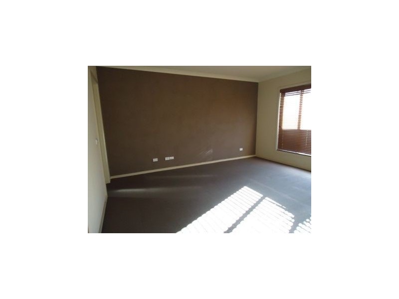 75 Settlers Run, Cranbourne South VIC 3977