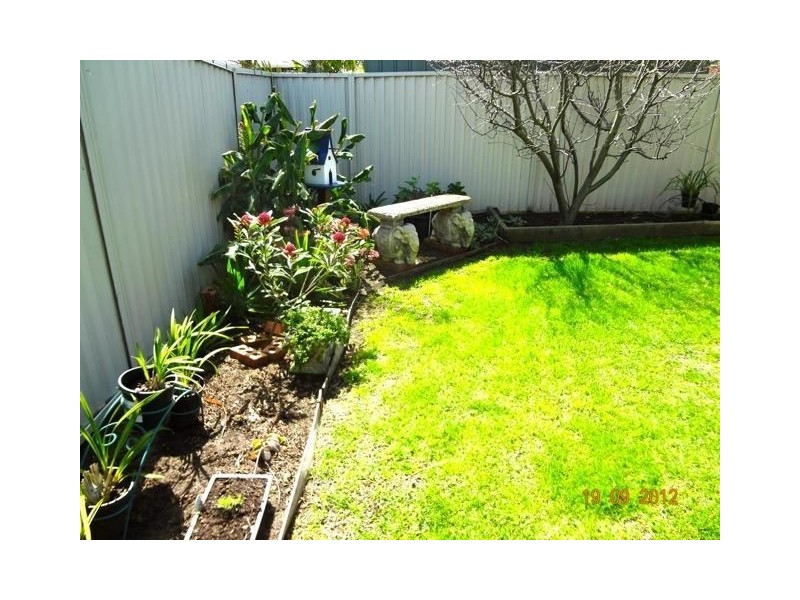 36 Hunt Club Boulevard, Cranbourne East VIC 3977