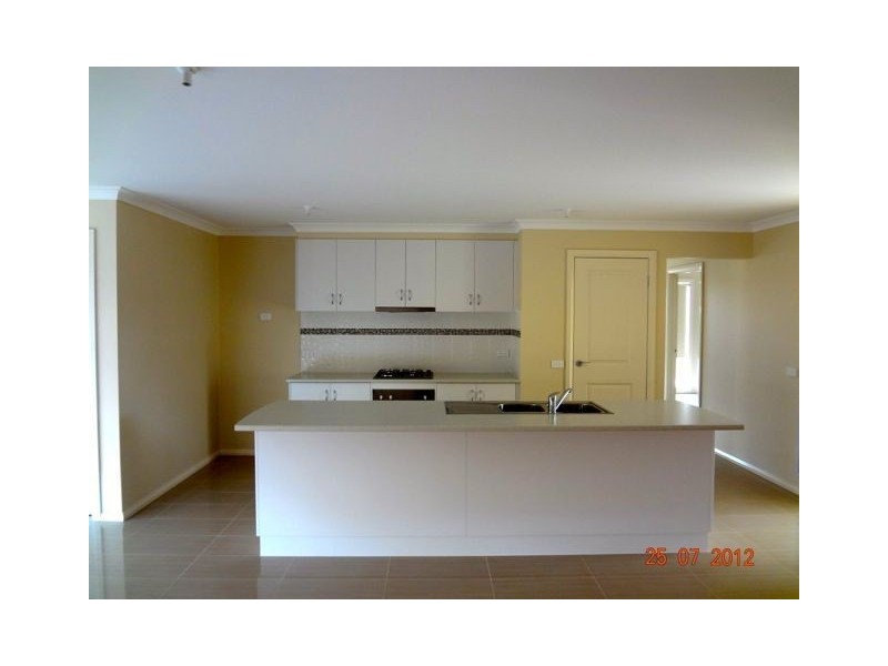 1 Kildare View, Cranbourne VIC 3977