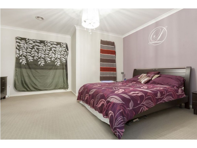 92 Alisma Boulevard, Cranbourne North VIC 3977