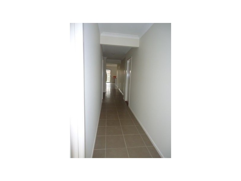 15 Tawleed Ride, Cranbourne East VIC 3977