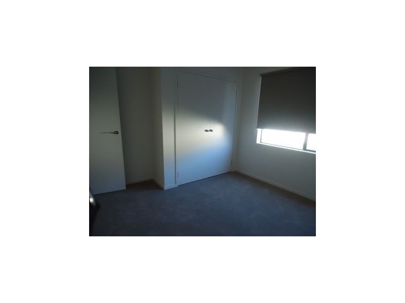 7 Kemsley Green, Cranbourne East VIC 3977