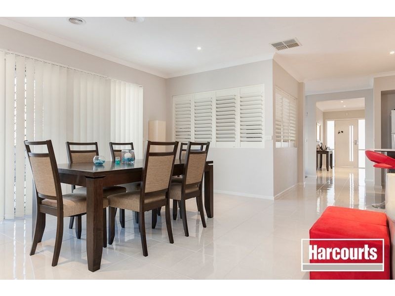 31 Baddeley Circuit, Cranbourne North VIC 3977