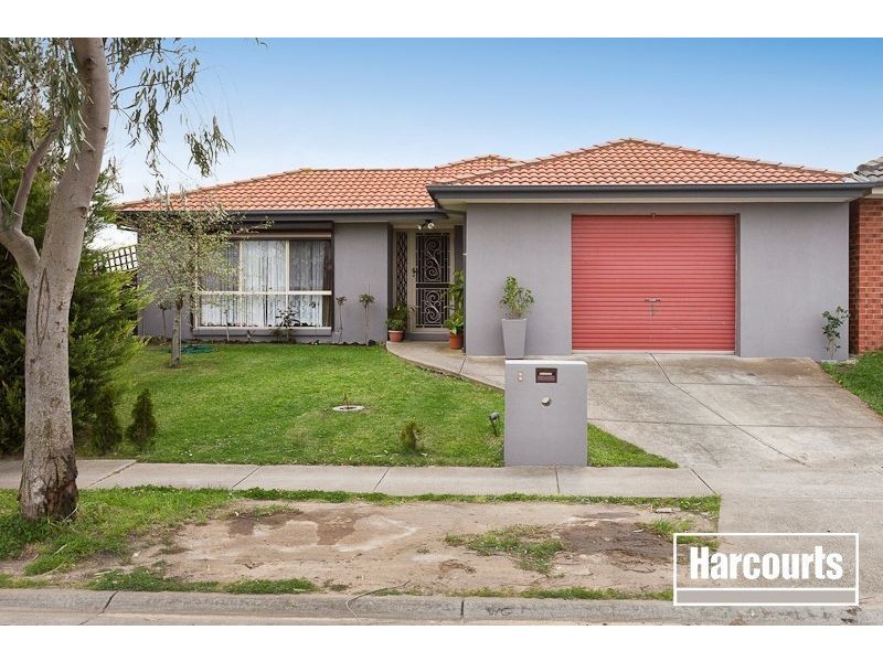 8 Brad Court, Cranbourne North VIC 3977