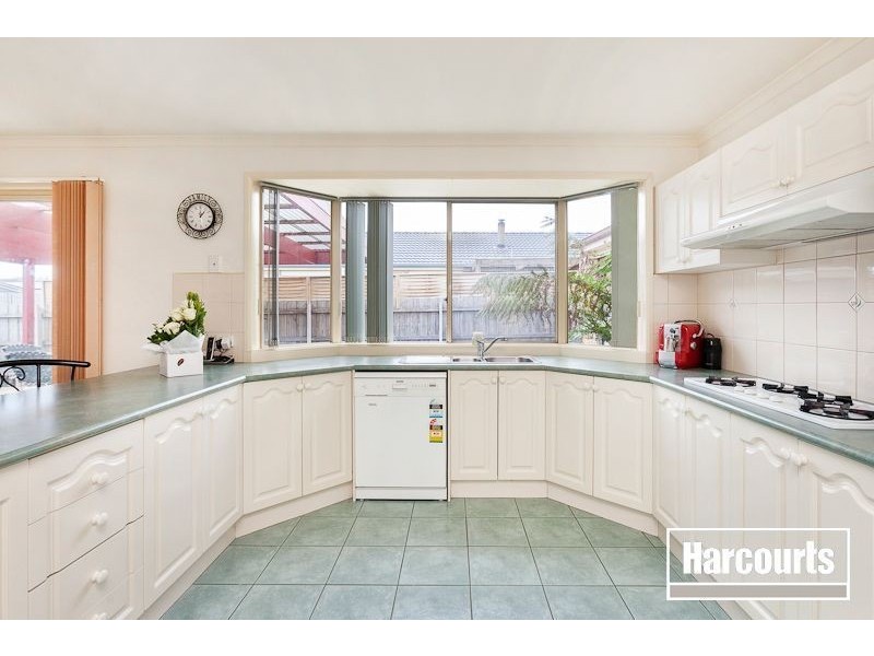 9 Pirita Place, Cranbourne West VIC 3977