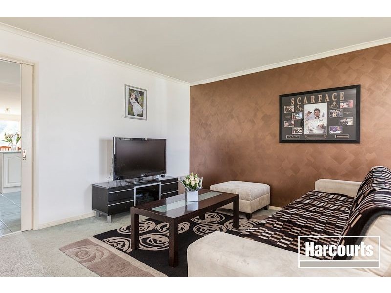 9 Pirita Place, Cranbourne West VIC 3977