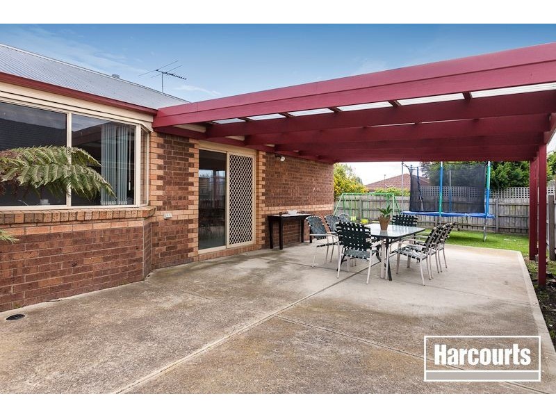 9 Pirita Place, Cranbourne West VIC 3977