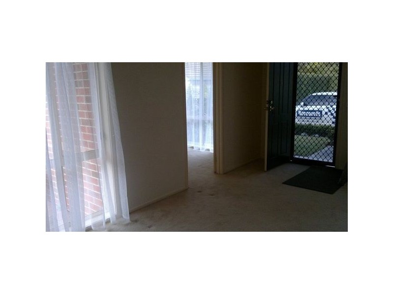 11/4 Foot Street, Frankston VIC 3199