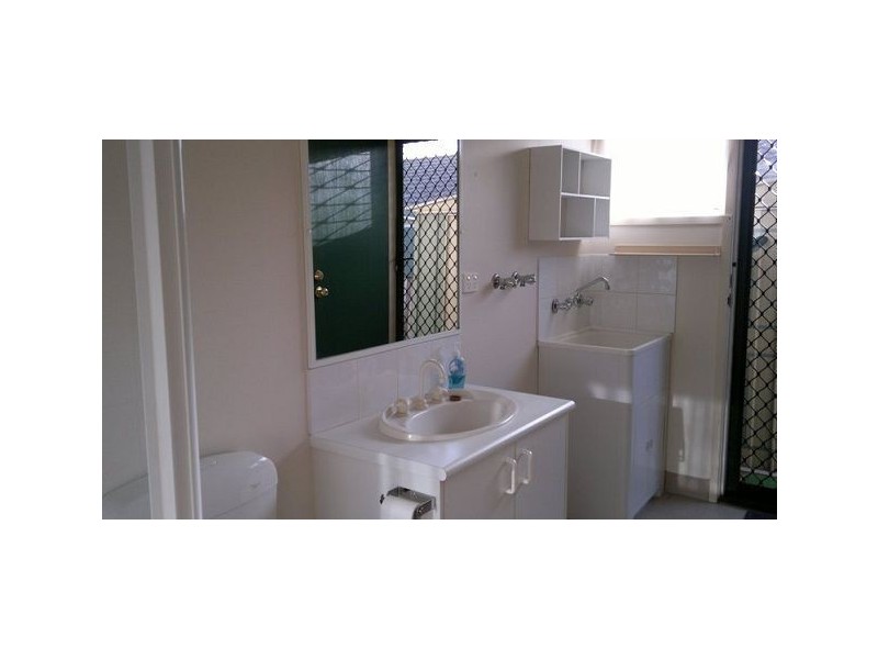 11/4 Foot Street, Frankston VIC 3199