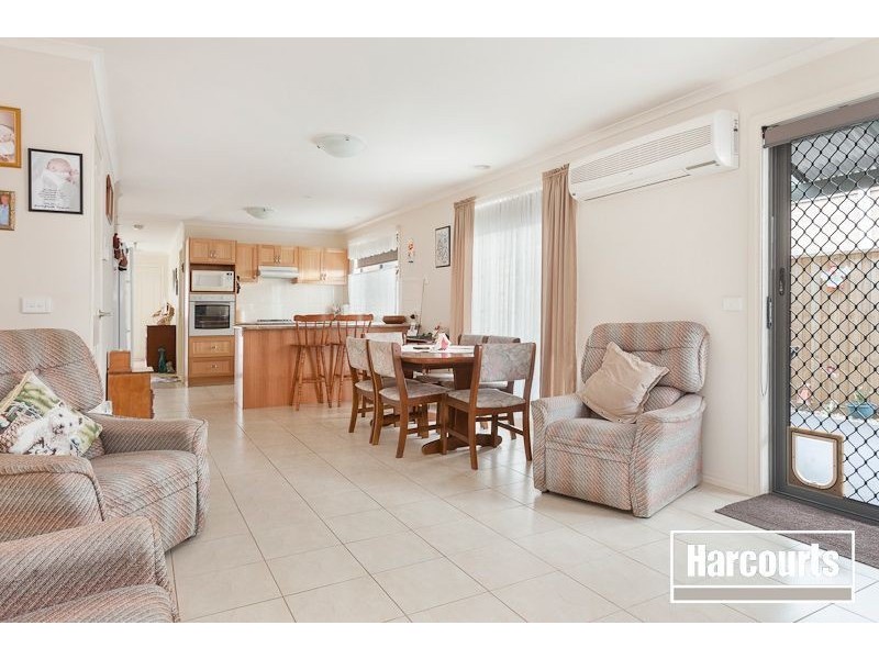 5 Ebony Street, Cranbourne VIC 3977