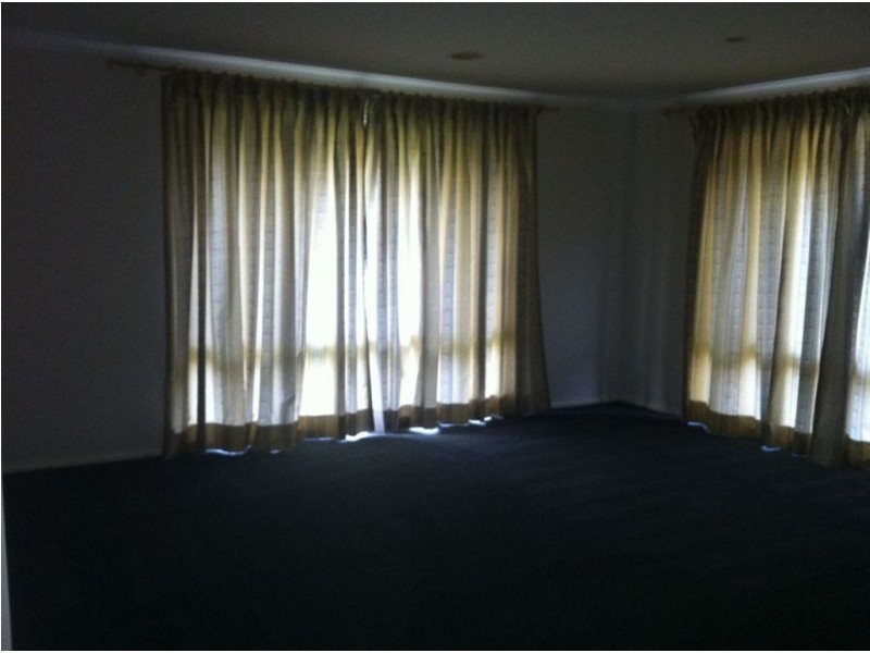 3 Watts Terrace, Pakenham VIC 3810