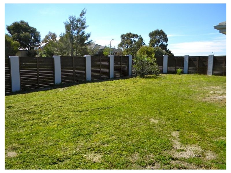 9 Avocet Close, Blind Bight VIC 3980