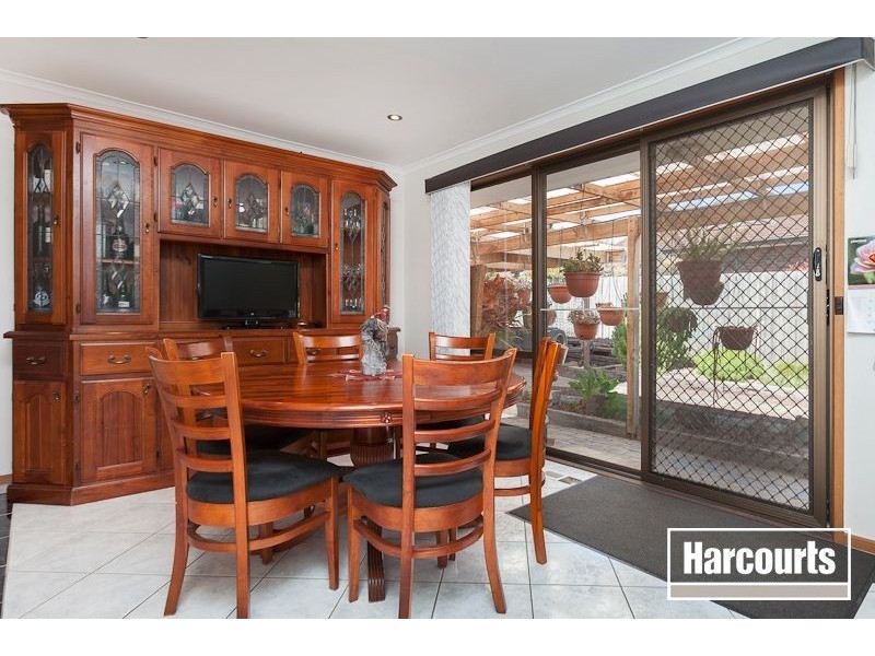 6 Mayune Court, Cranbourne VIC 3977