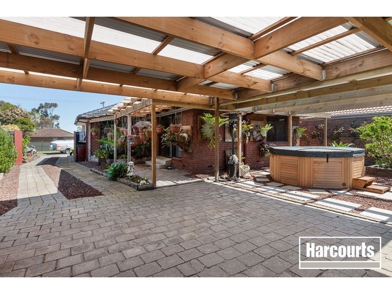 6 Mayune Court, Cranbourne VIC 3977