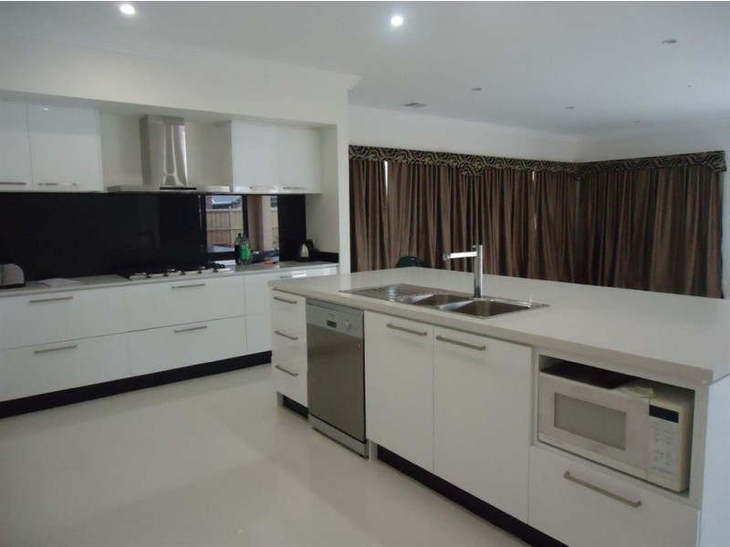 26 Kess Grove, Lyndhurst VIC 3975