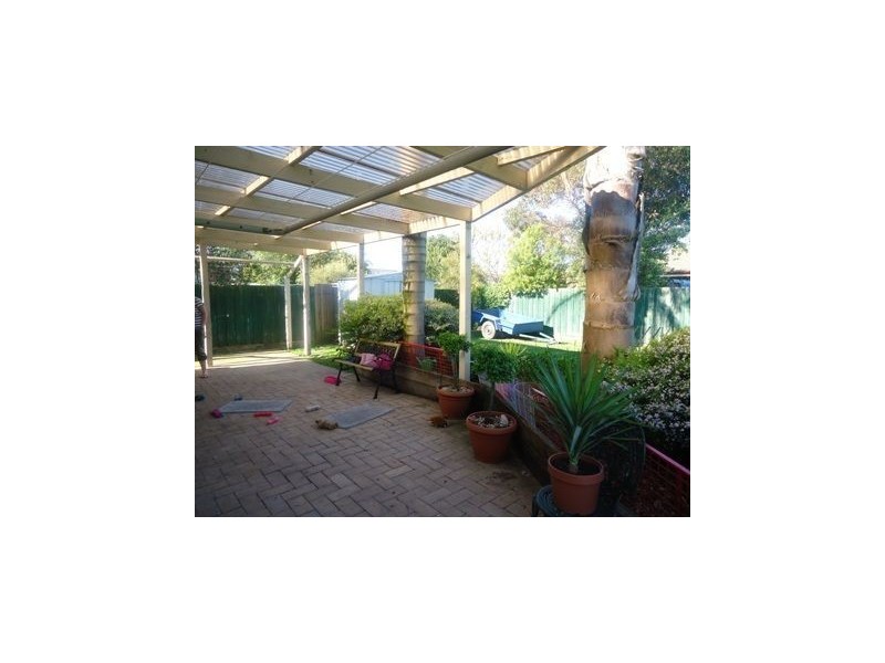 49 Hamilton Drive, Cranbourne North VIC 3977