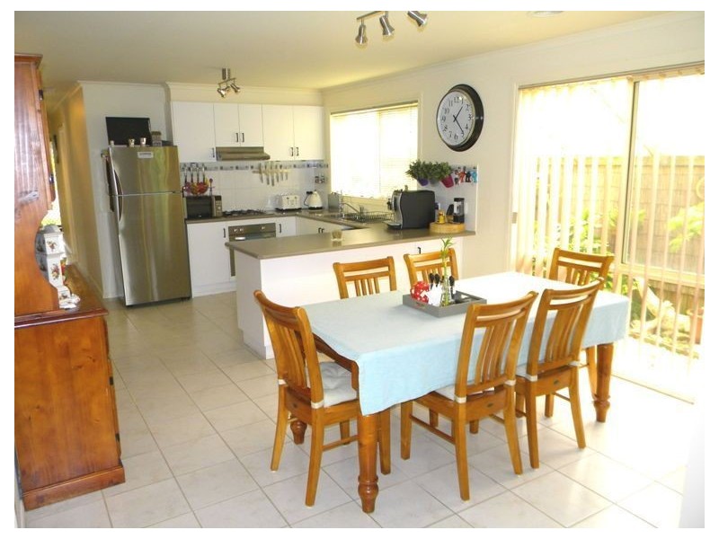 10 A Providence Drive, Cranbourne West VIC 3977