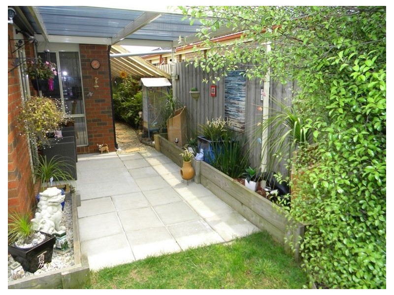 10 A Providence Drive, Cranbourne West VIC 3977